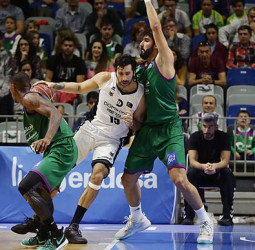 RETAbet Bilbao Basket recibe a un Unicaja al alza