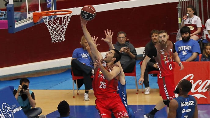 El GBC paga con derrota su peor inicio ante el San Pablo Burgos (63-71)