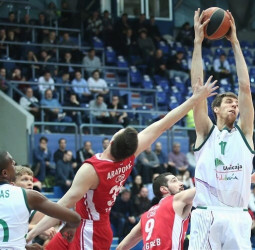 Gran victoria del Unicaja en el Drazen Petrovic Arena de Zagreb (78-91)