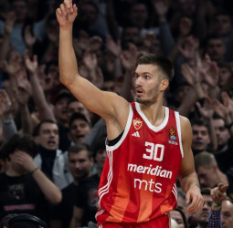 Estrella Roja supera al Mónaco en la prórroga, 88-82