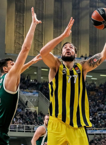 Las lesiones hacen saltar las alarmas del Fenerbahce de cara a la final four