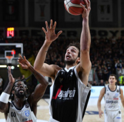 Marcos Delia no continuará en la Virtus Bolonia