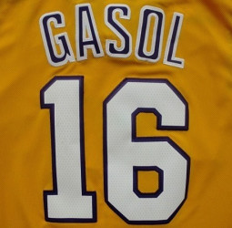 Los Angeles Lakers retirarán el 16 de Pau Gasol
