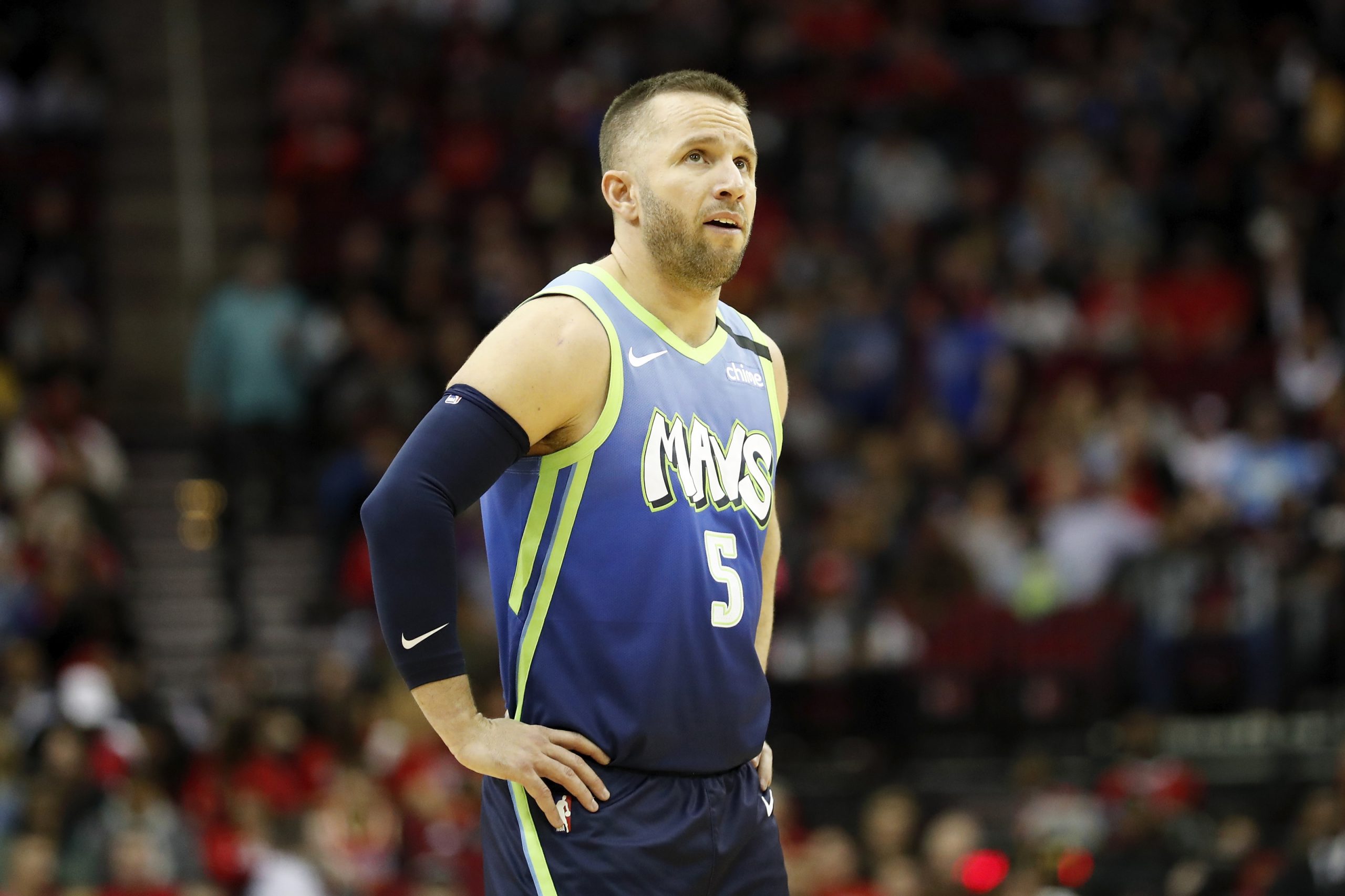 JJ Barea, una temporadas más en los Dallas Mavericks