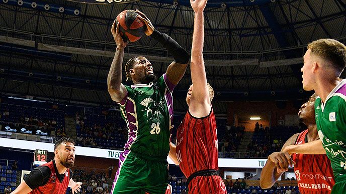 El Unicaja logra una trabajada victoria en la prórroga ante el Montakit Fuenlabrada (89-84) 