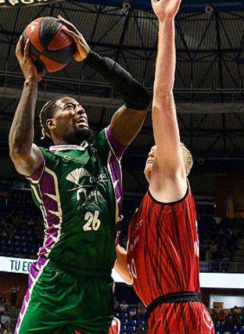 El Unicaja logra una trabajada victoria en la prórroga ante el Montakit Fuenlabrada (89-84) 