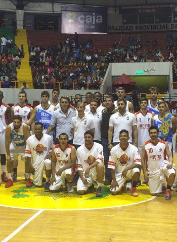 El Rio Natura Monbus Obradoiro vence al Elite Sports en el I Torneo Internacional de Arequipa