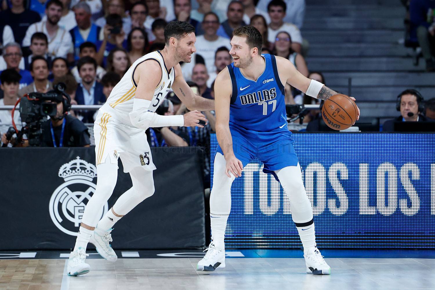 El Madrid vence a los Dallas Mavericks en el regreso de Doncic (127-123)