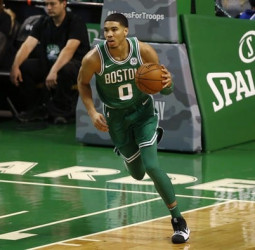 Grizzlies sorprende a los Wolves y Tatum lidera a los Celtics