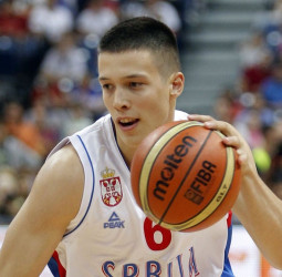 El ICL Manresa incorpora el base serbio Milos Milisavljevic