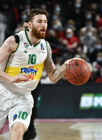 Onuralp Bitim, objetivo del Anadolu Efes y Fenerbahce