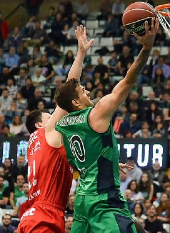 El Divina Seguros Joventut certifica la permanencia ante Montakit Fuenlabrada. Un mes y medio de milagro (95-87)