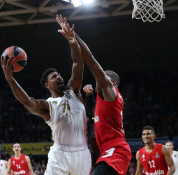El Khimki negocia la vuelta de Jordan Mickey