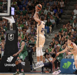 UCAM Murcia gana, hace historia y se clasifica a la final, 70-79 [2-3]