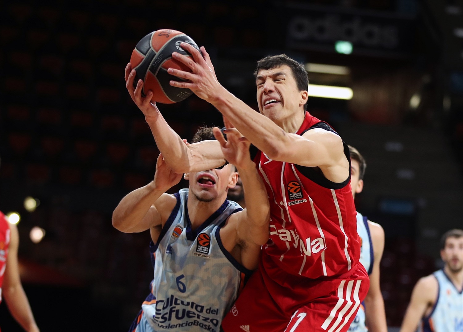 Vladimir Lucic, MVP de la jornada 8 de la EuroLeague