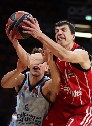 Vladimir Lucic, MVP de la jornada 8 de la EuroLeague