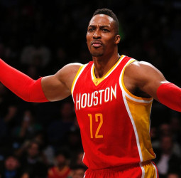 ¿Whiteside por Dwight Howard?