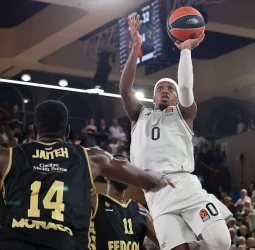 París y TJ Shorts conquistan Mónaco con una gran victoria fuera de casa, 80-86