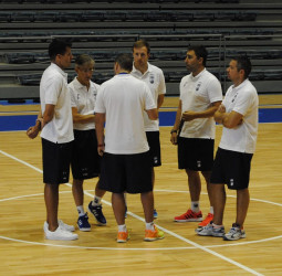 El cuerpo técnico del Rio Natura Monbus participará en el I Curso Internacional de Basketball Five Star Forever Arequipa 2016