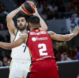 El Real Madrid se impone en Zaragoza, 70-79