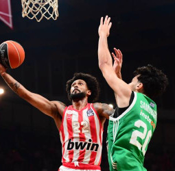 Olympiacos iguala la serie ante Panathinaikos en un derbi cargado de tensión y polémica, 91-83