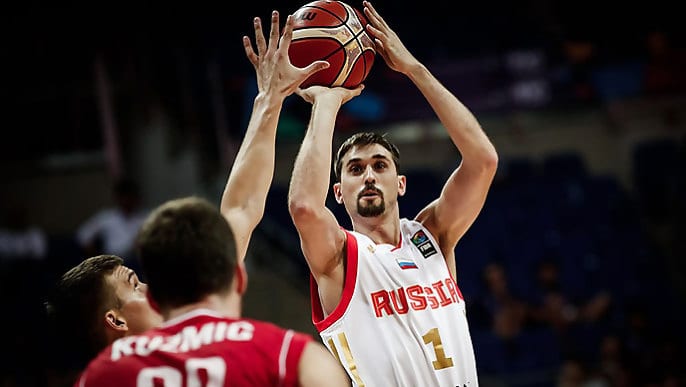 Rusia con un Shved determinante, muestra sus credenciales ante Serbia (75-72)
