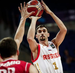 Rusia con un Shved determinante, muestra sus credenciales ante Serbia (75-72)