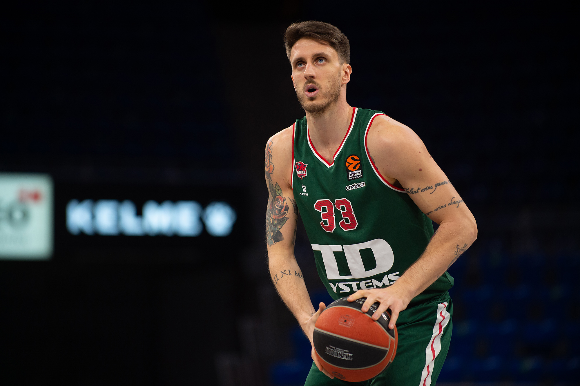 Duelo de gigantes en el Buesa Arena