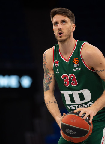 Duelo de gigantes en el Buesa Arena