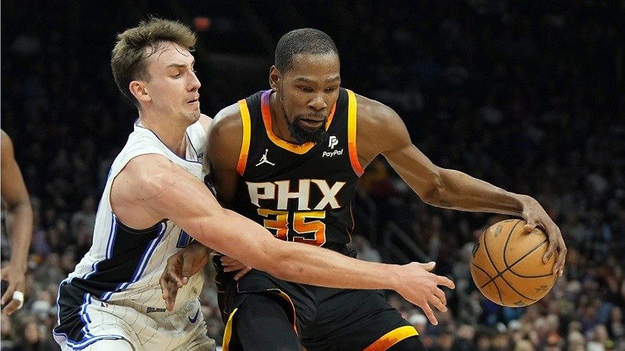 Para Kevin Durant no es prioritario renovar ahora con los Suns