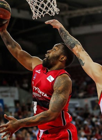 Derrota ajustada del Baskonia en Zaragoza (81-79)
