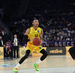 El Dreamland Gran Canaria sigue escribiendo su historia con una nueva final europea (72-76)