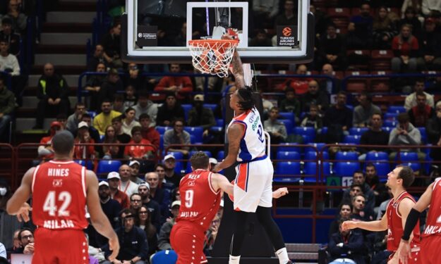 No está clara la continuidad de Will Clyburn en el Anadolu Efes