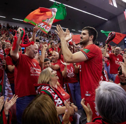 Coviran Granada se salva de forma épica (74-67)