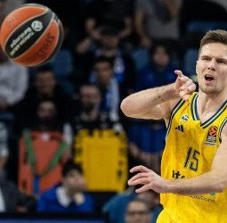 Martin Hermannsson, en la órbita de Anadolu Efes: el islandés podría recalar en Estambul