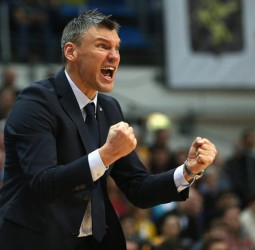 El Maccabi le ofrece un contrato a Jasikevicius
