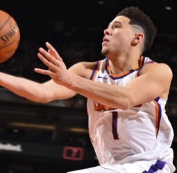 Porzingis lidera y entre Booker y Warren se encargan de los Thunder