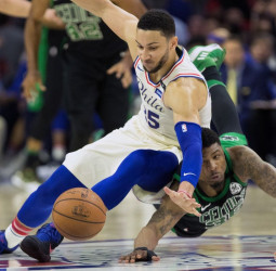 Los Sixers suman la primera y los Cavaliers dejan fuera a Raptors por la vía rápida