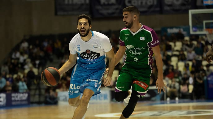 Unicaja cae en Santiago y no será cabeza de serie en la Copa (89-86)