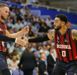 Un Baskonia al compás de Howard anestesia al Río Breogán (79-88)