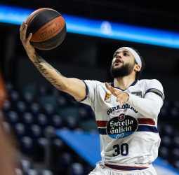 Monbus Obradoiro logra un triunfo que vale la salvación (83-94)
