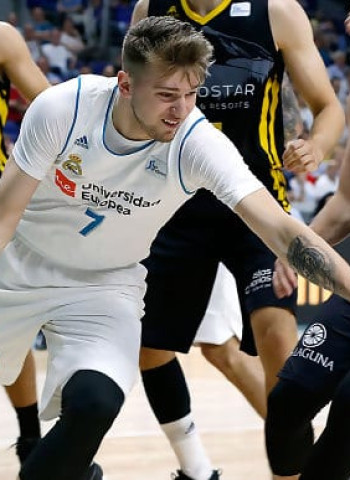 El Real Madrid suma el primer punto ante Iberostar Tenerife (83-73)