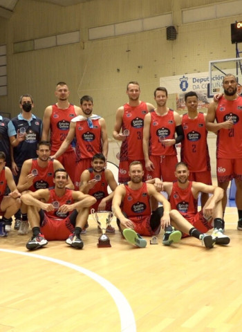 El Breogán se lleva la Copa Galicia ante el Obradoiro (76-82)