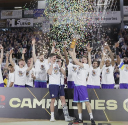 El Zunder Palencia recupera su corona en una nueva noche para la historia, 74-69