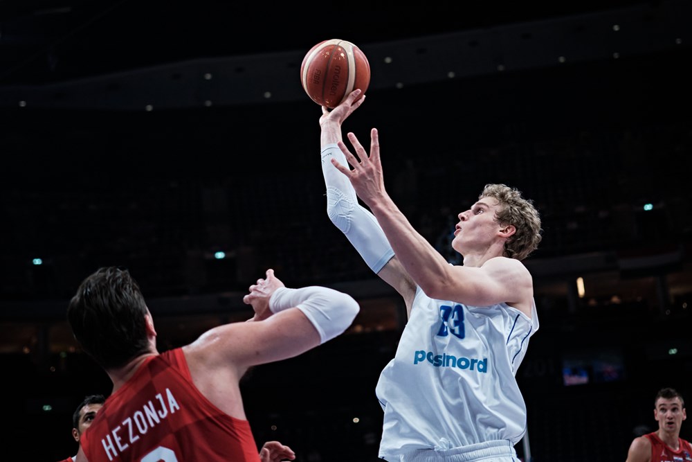 Markkanen conquista Croacia (94-86)