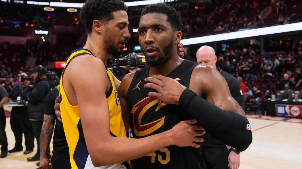 Indiana elimina a Cleveland en su propio feudo, 114-105 [1-4]