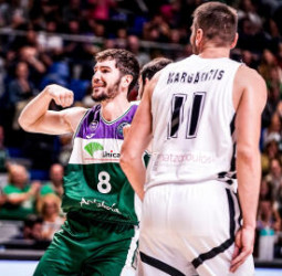 Trabajada victoria del Unicaja ante el PAOK mateco para seguir invicto en la BCL (77-63)