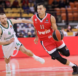 Un gran tercer cuarto del Olympiacos sentencia al Zalgiris (83-68)