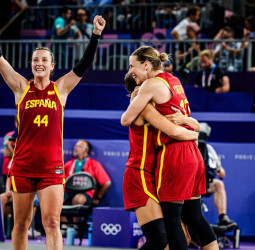 España se mete en semifinales y luchará por las medallas
