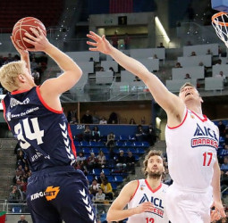 Trabajado triunfo del Baskonia sobre el ICL Manresa (82-69)